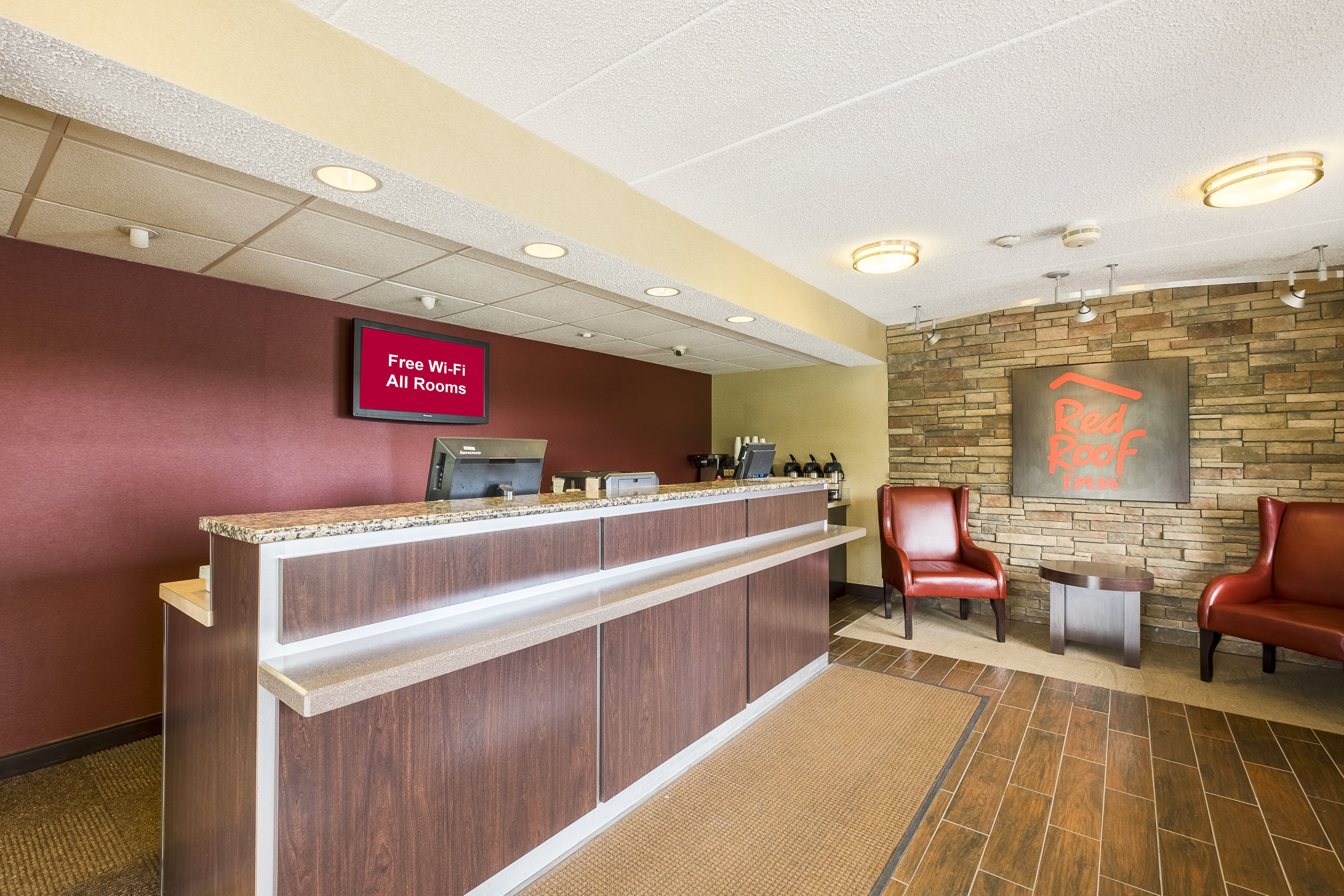 Lobby at Red Roof Inn Boston - Southborough/Worcester, Southborough - MA