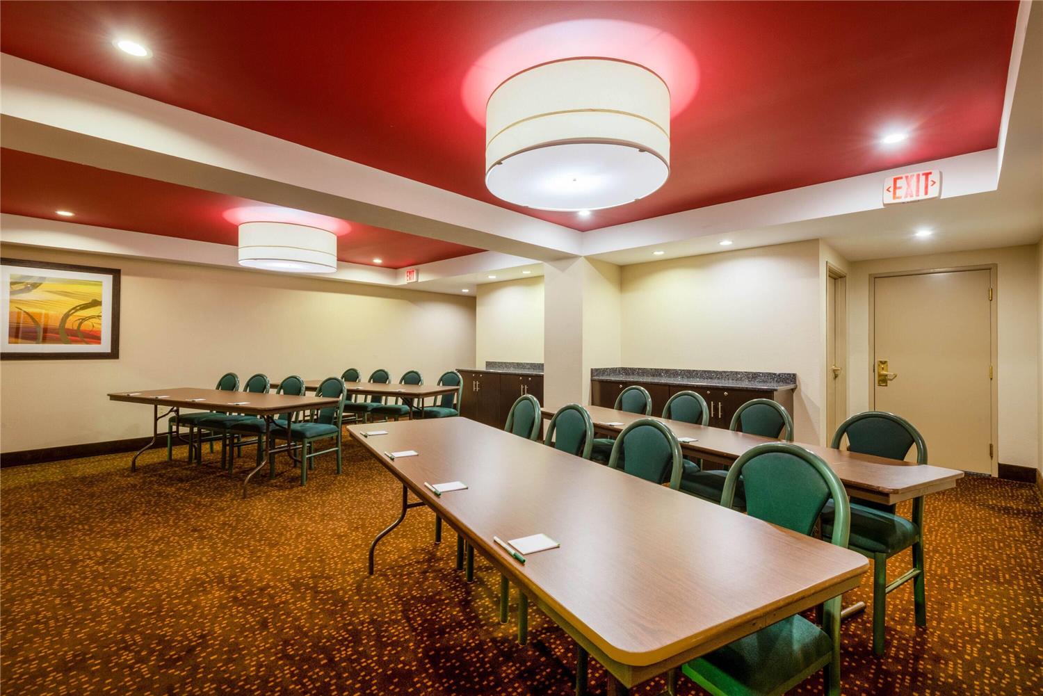 La Quinta Inn & Suites Summersville / New River National Park 33/47