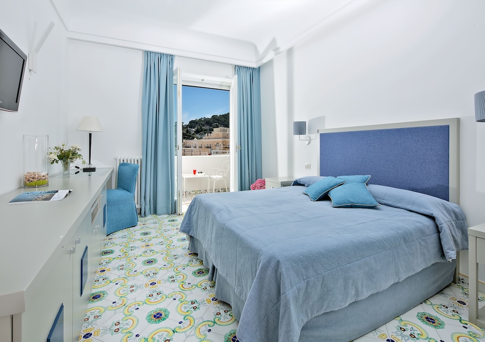 Hotel Gatto Bianco 11/46