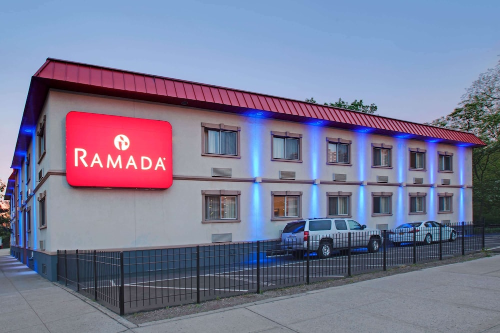 Ramada by Wyndham Bronx in NEW YORK - NY