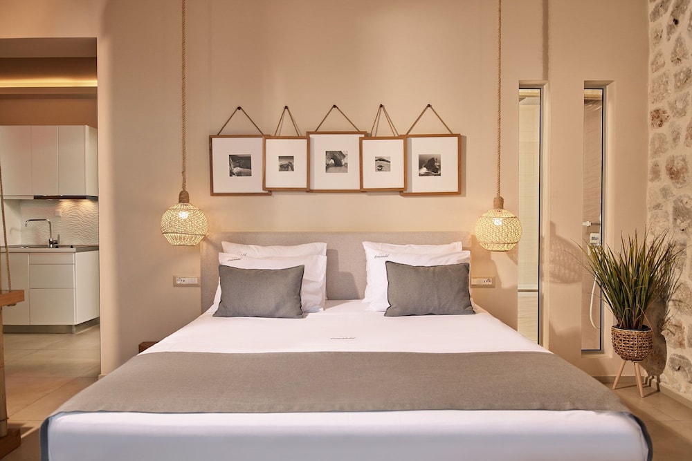 1 Bedroom, Panoramic, Suite, Double Bed, Sea View, Private Pool