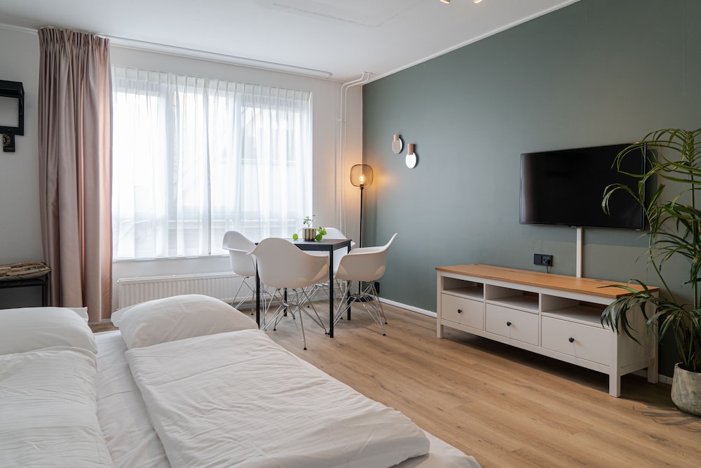 Hotel de Duif 28/50