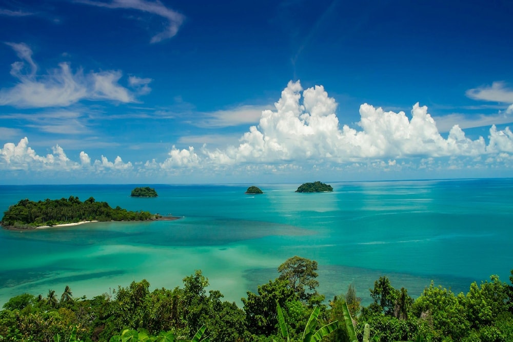 Sylvan Koh Chang 46/50