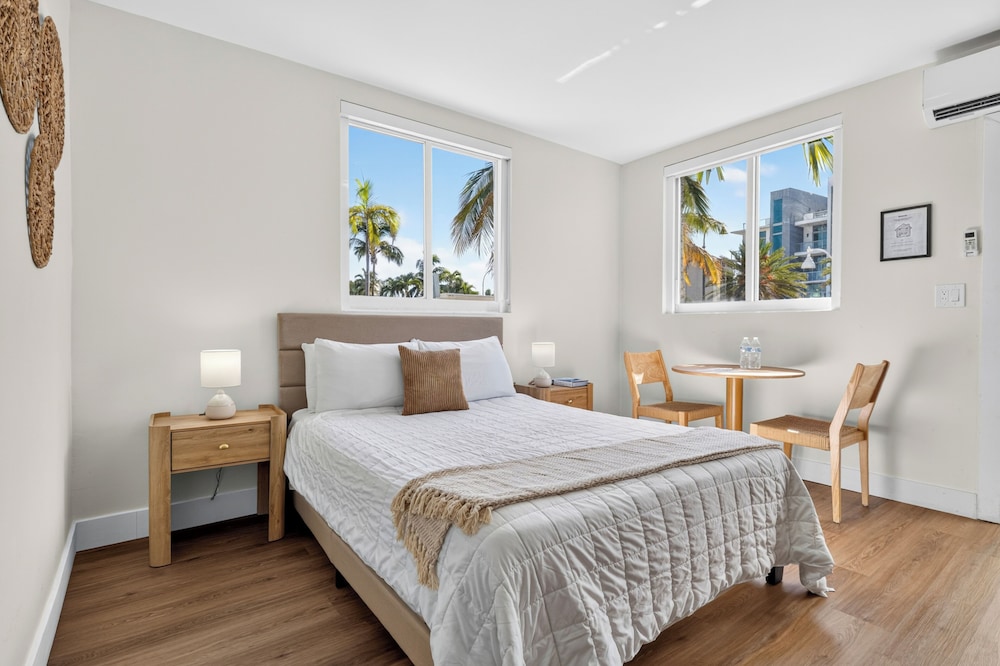Tiana Beach Inn 19/48