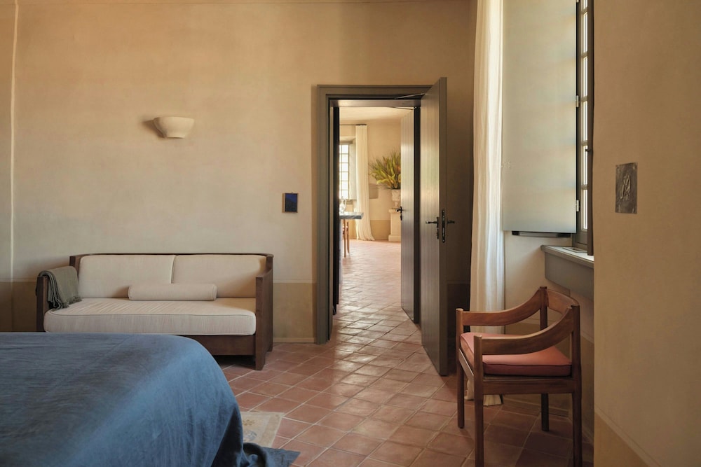 Room, Queen Bed