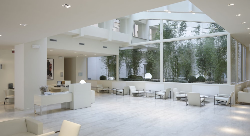 Lobby at I Portici Hotel Bologna, BOLOGNA