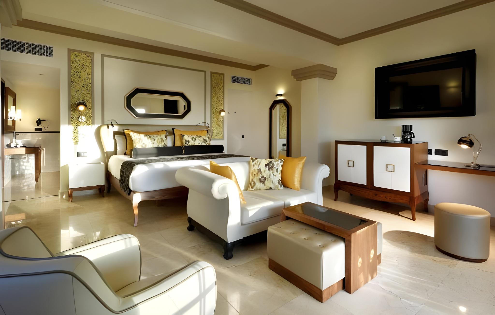 Bungalow, Signature Level