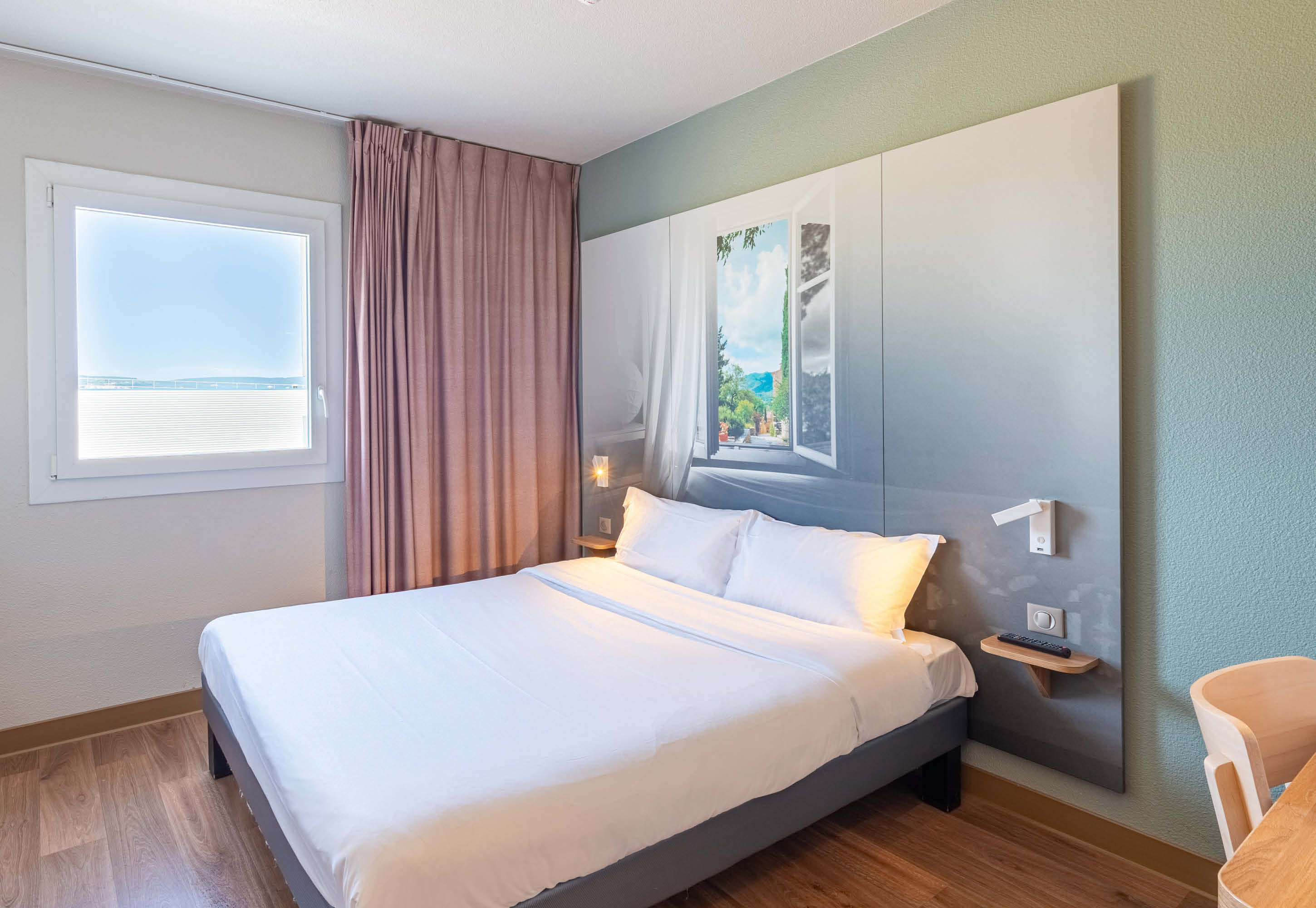B And B Hotel Montelimar Sud 12/38