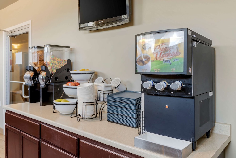 Quality Inn Ocean City Beachfront 27/30