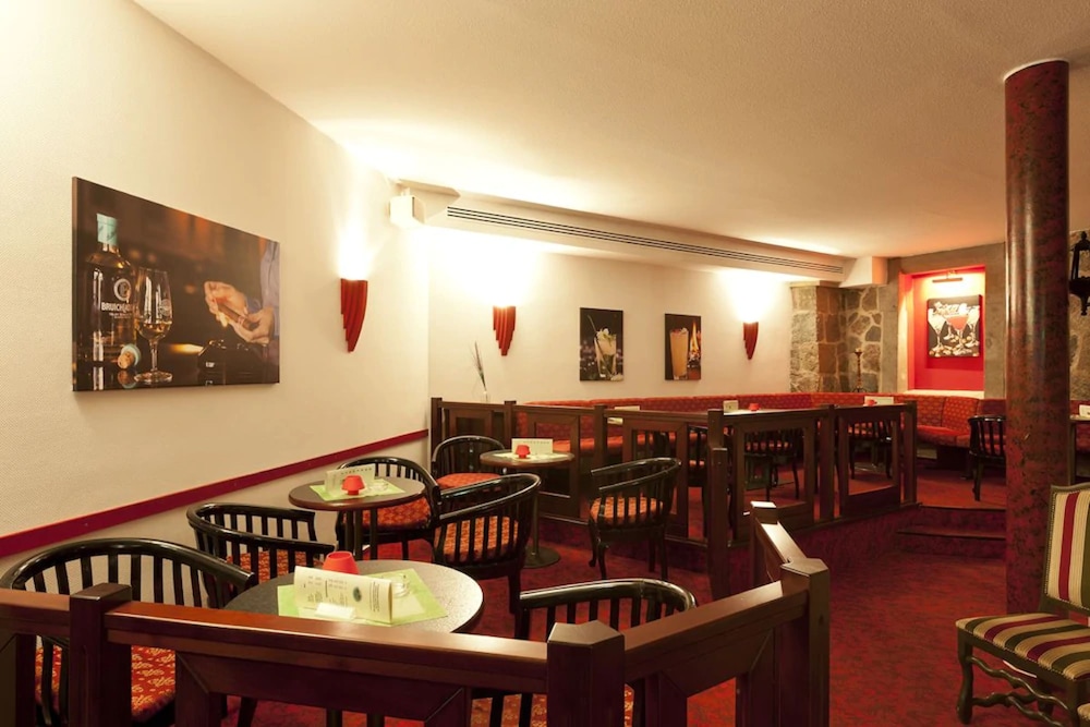 Schlosshotel & Orangerie Klink 33/50