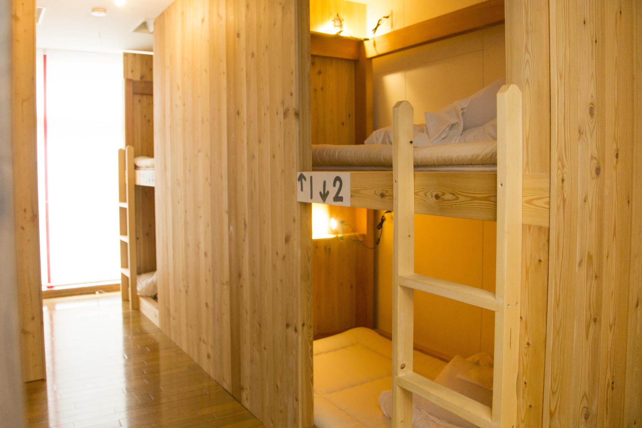 Capsule, Female Only, Double Bed