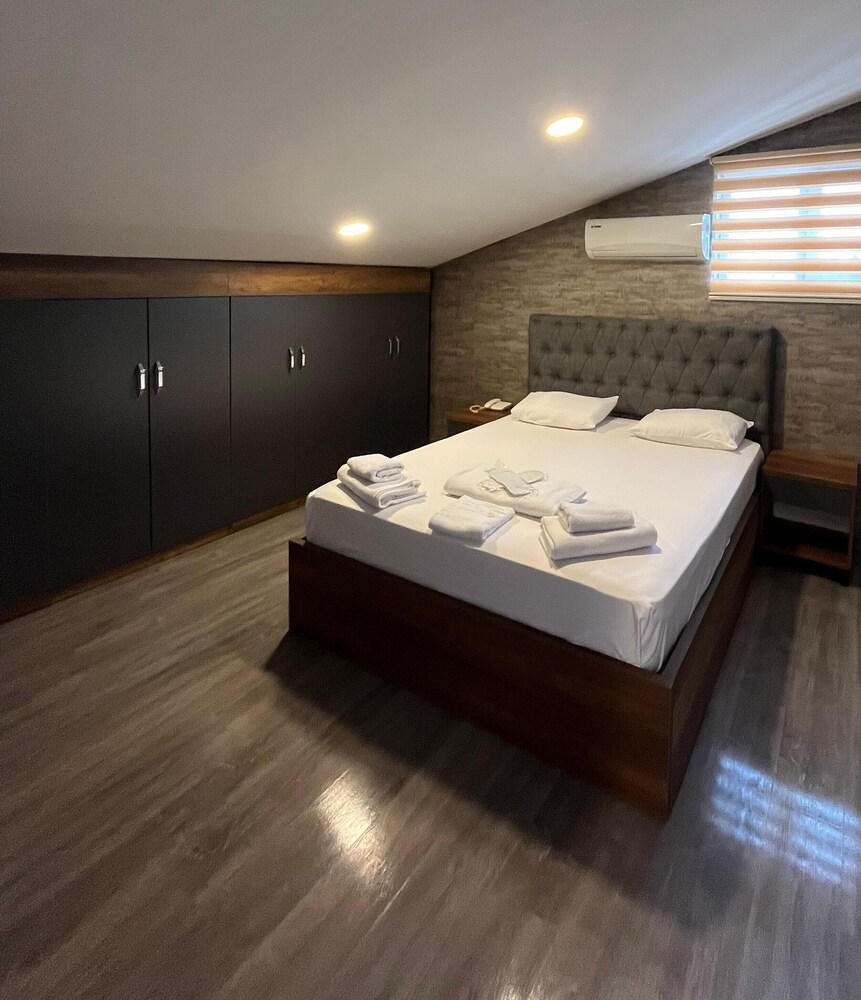 La Vie Suit Otel 11/28