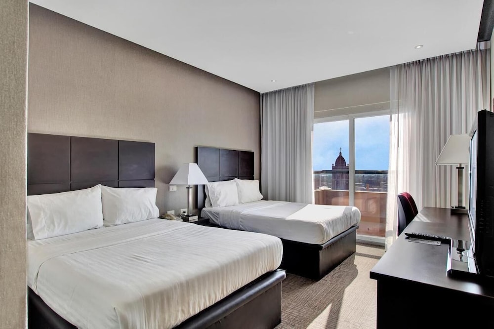 Standard, 2 Double Beds, Balcony