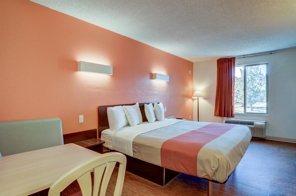 Motel6 Greenwood Village, CO - Denver - South Tech Center 35/54