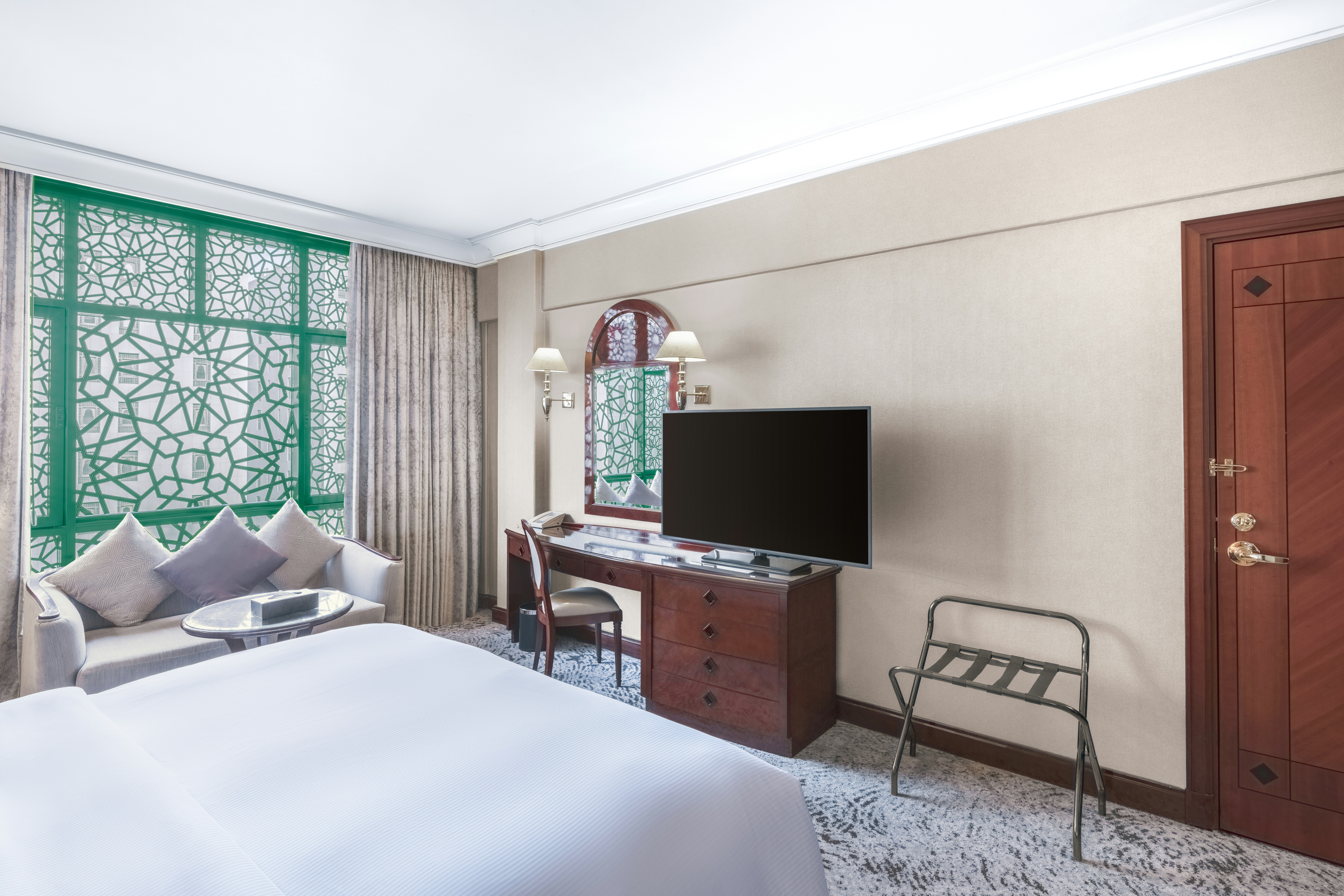 Haram, Deluxe, King Bed