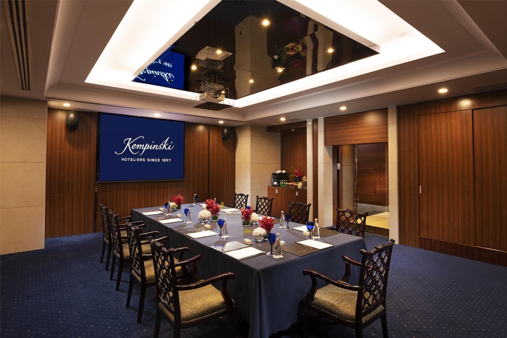 Kempinski Hotel Beijing Yansha centre 60/73