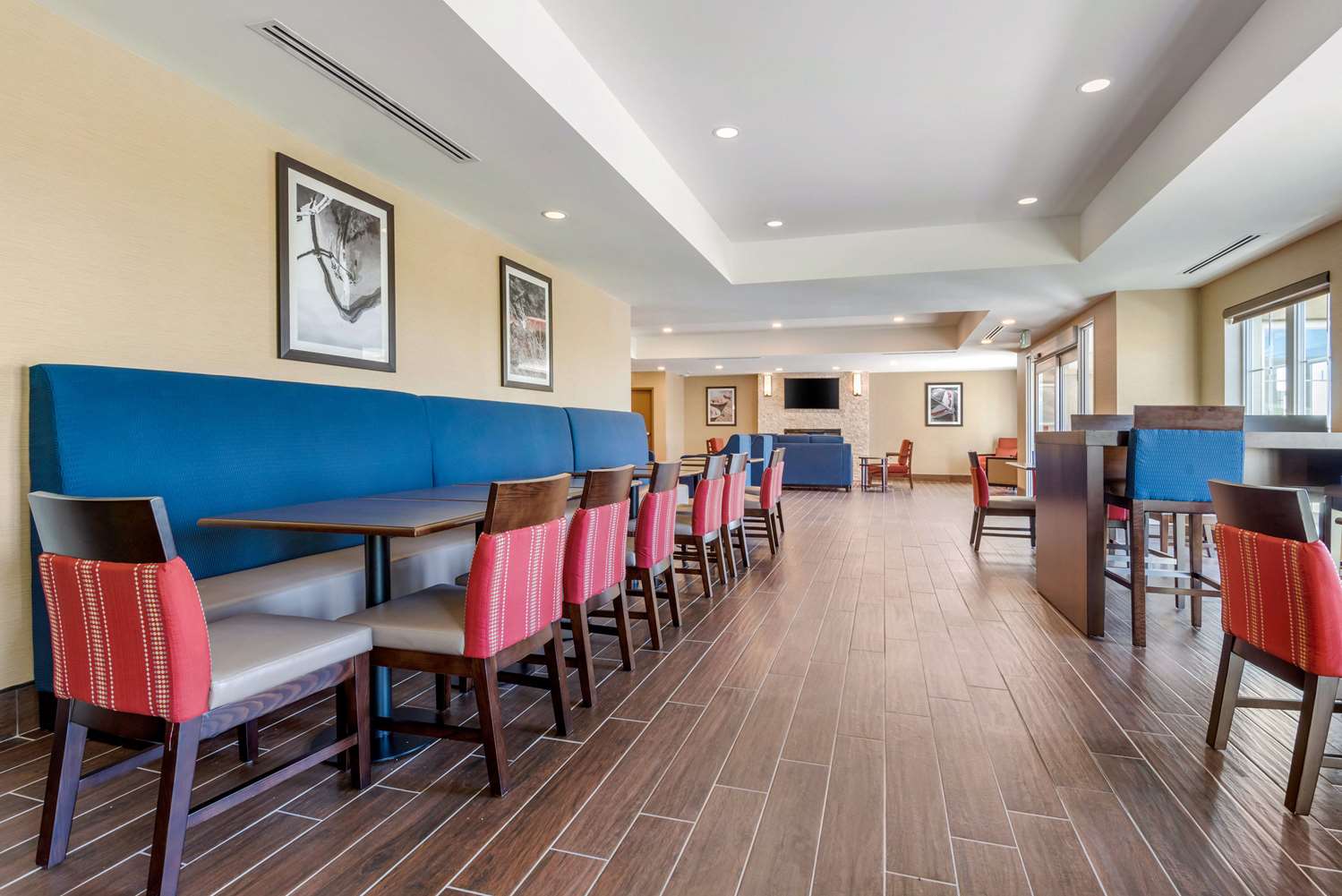 Comfort Inn & Suites Napanee, ON 9/11