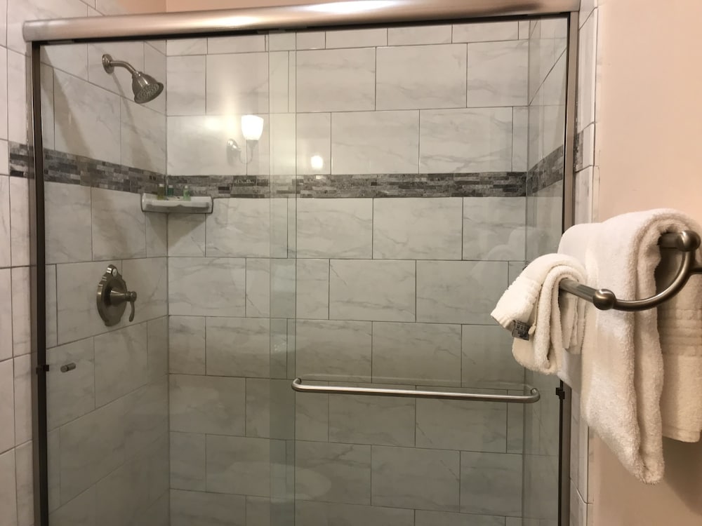 Hotel Sutter 70/73
