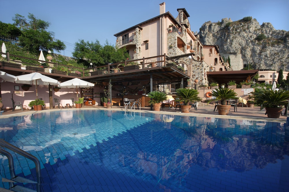 Villa Sonia Hotel 4/86