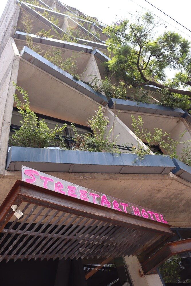 Street Art Hotel Roma in MEXICO CITY