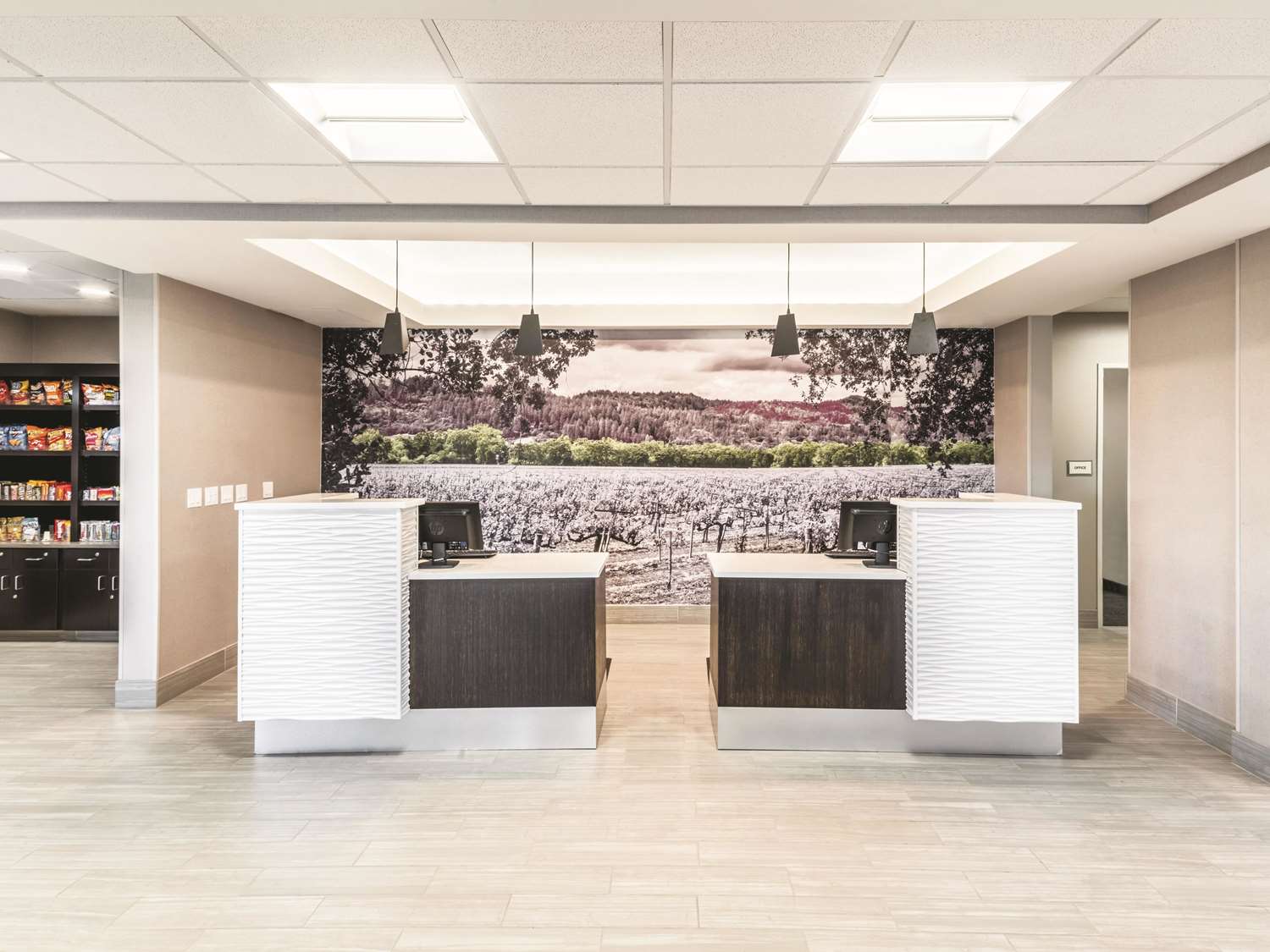 La Quinta Inn & Suites By Wyndham Walla Walla 7/45
