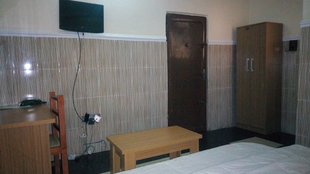 Jam-Bed Hotel And Suites Abeokuta 16/17