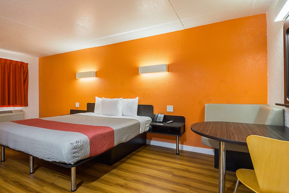 Motel6 Garland, TX - Northeast Dallas 22/43