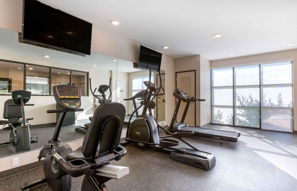 Extended Stay America Premier Suites Phoenix Chandler Downtown 35/63