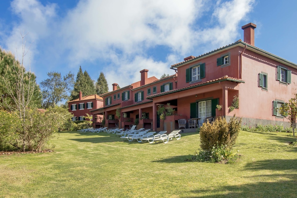 Quinta Santo Antonio Da Serra 36/44