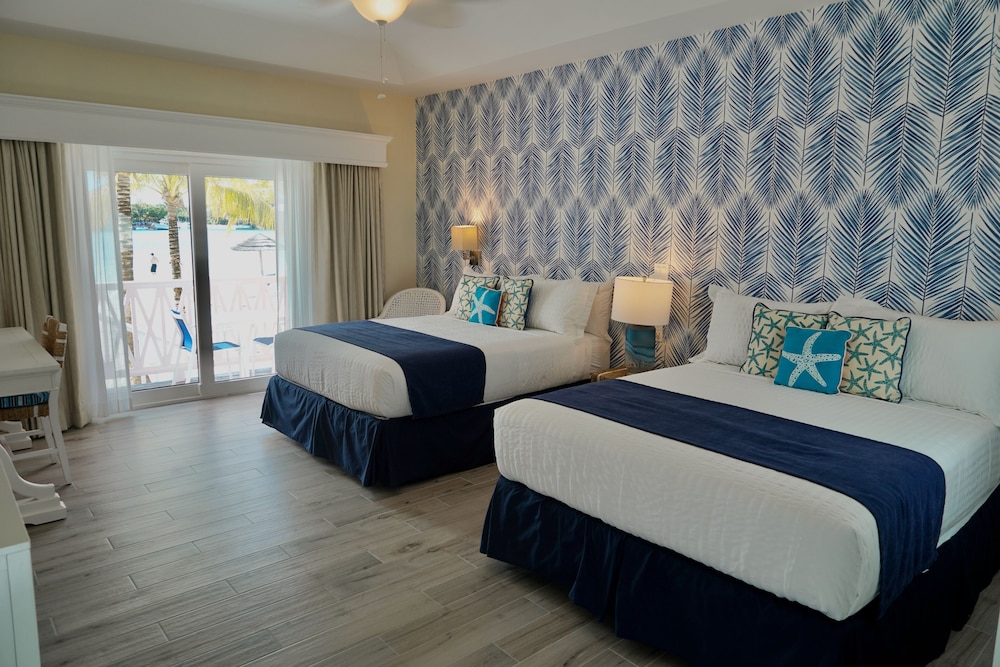 Sandyport Beaches Resort 11/77