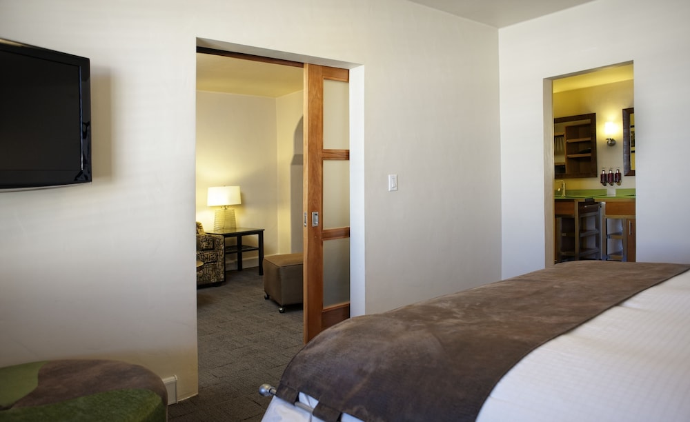 Hotel Andaluz Albuquerque, Curio Collection by Hilton 11/55