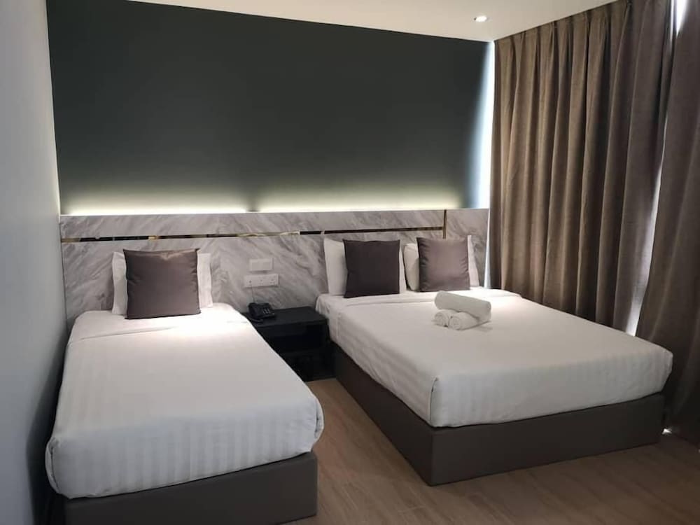 Hotel 99 Sepang KLIA 12/22