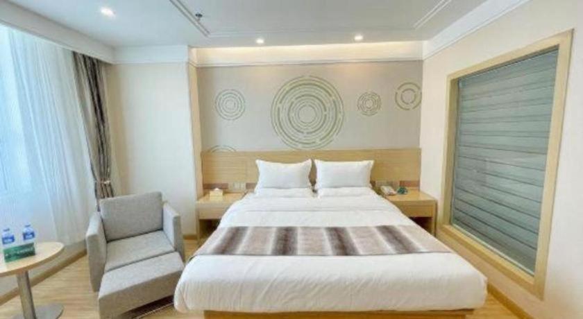 GreenTree Inn Urumqi Airport Tianyi International City 12/47