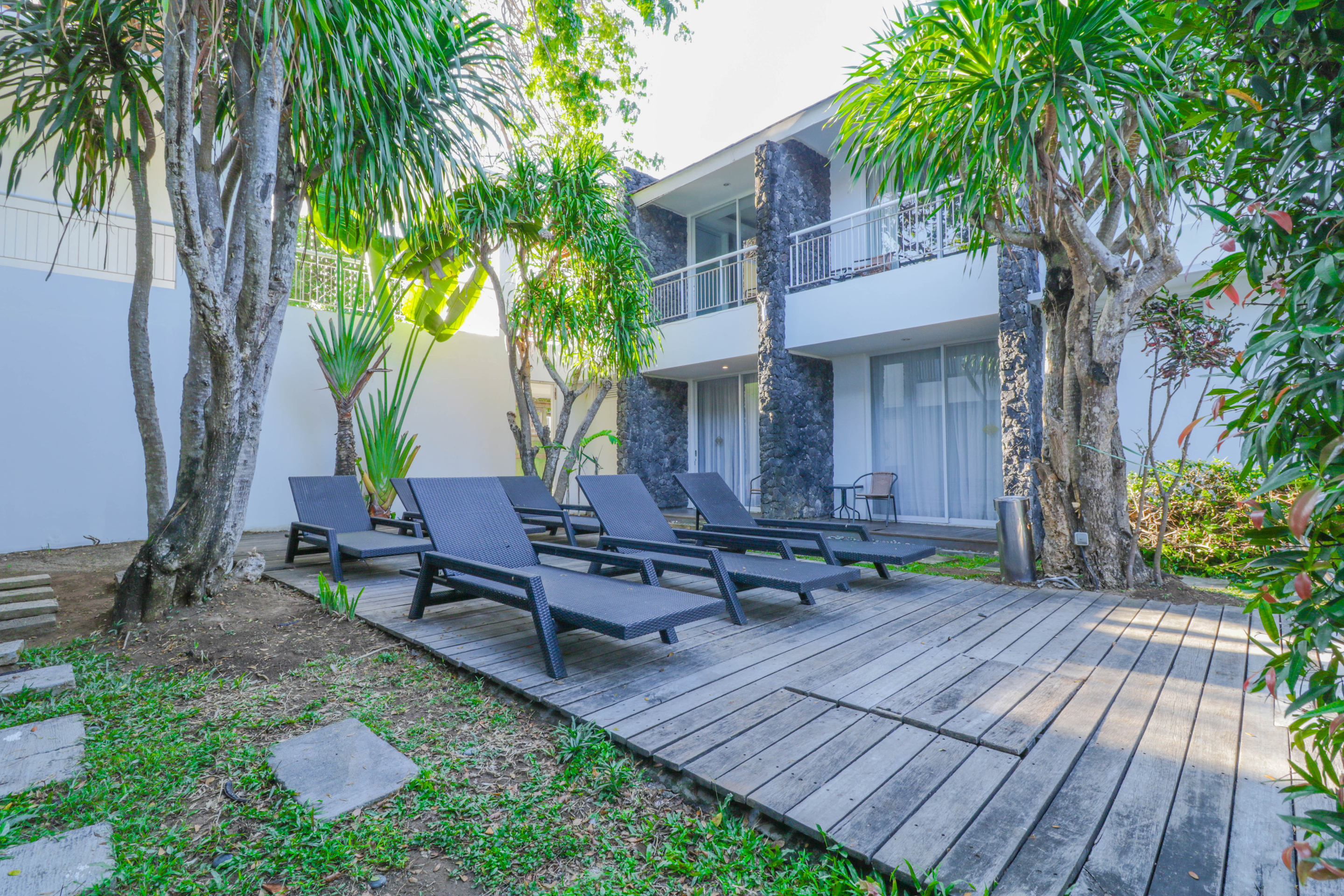 The Kanjeng Suites And Villas Sanur 26/28
