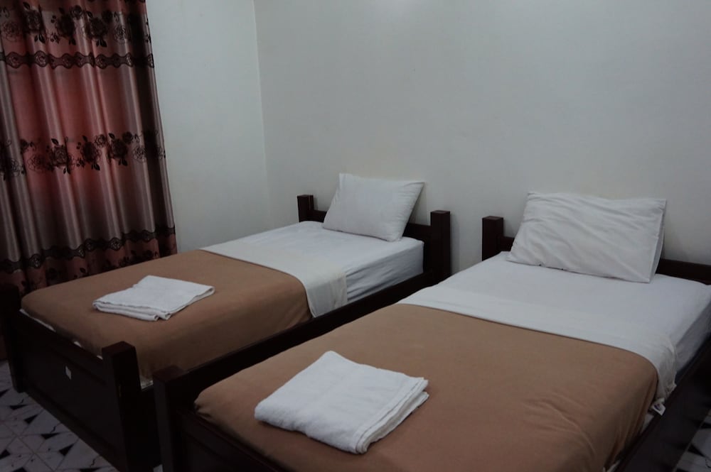 Khamsaner Hotel 11/30