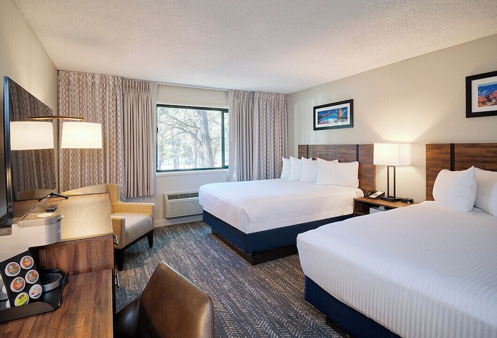 Yavapai Lodge 14/50