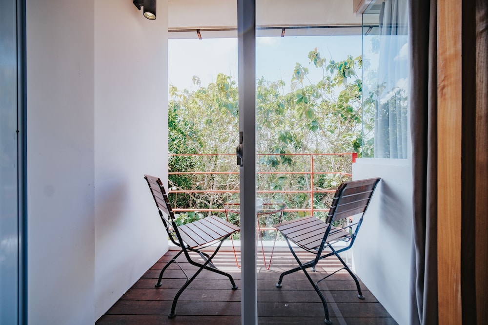 Allia Residence 10/23