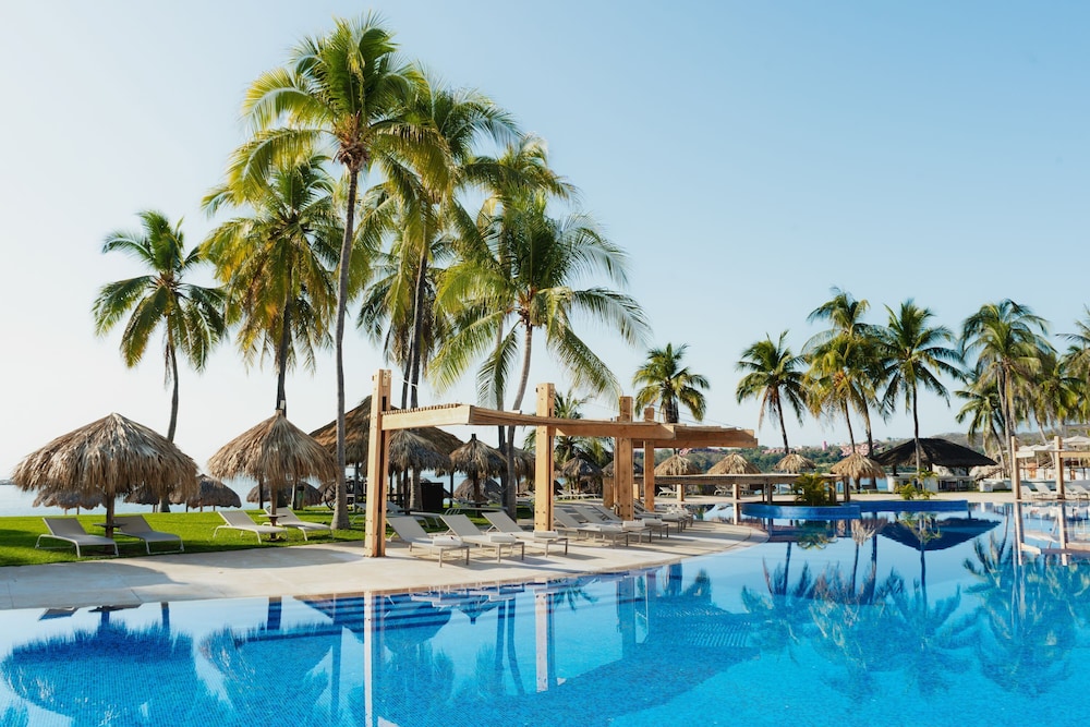 Camino Real Zaashila Huatulco 66/72