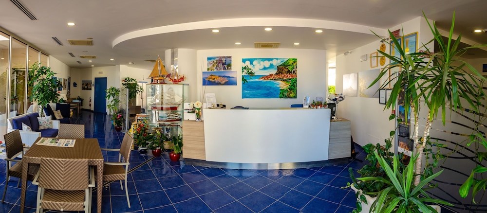 Astro Suite Hotel 10/50