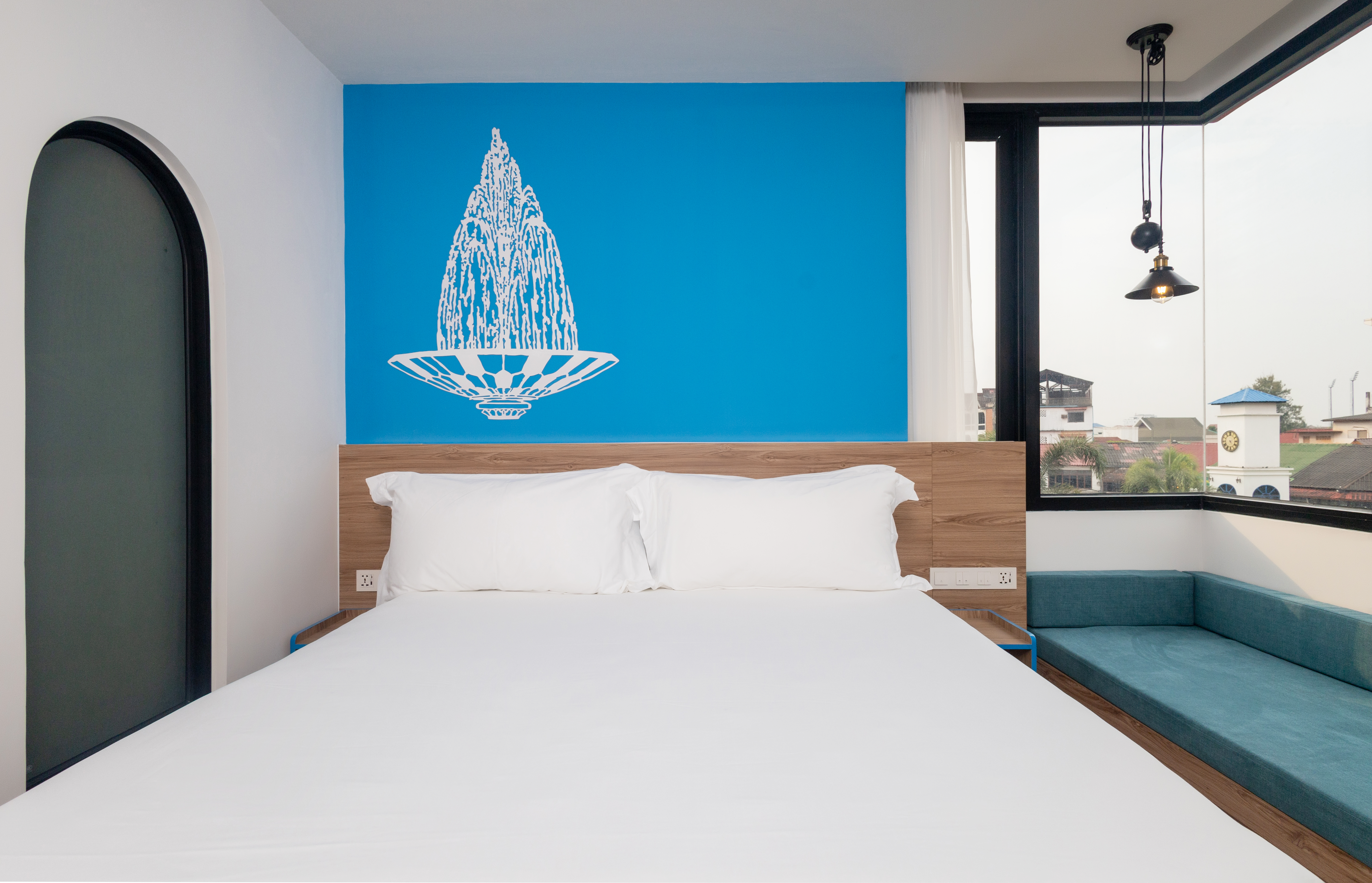 Plus, King Bed