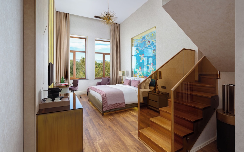 Art Gallery Hotel 18/46
