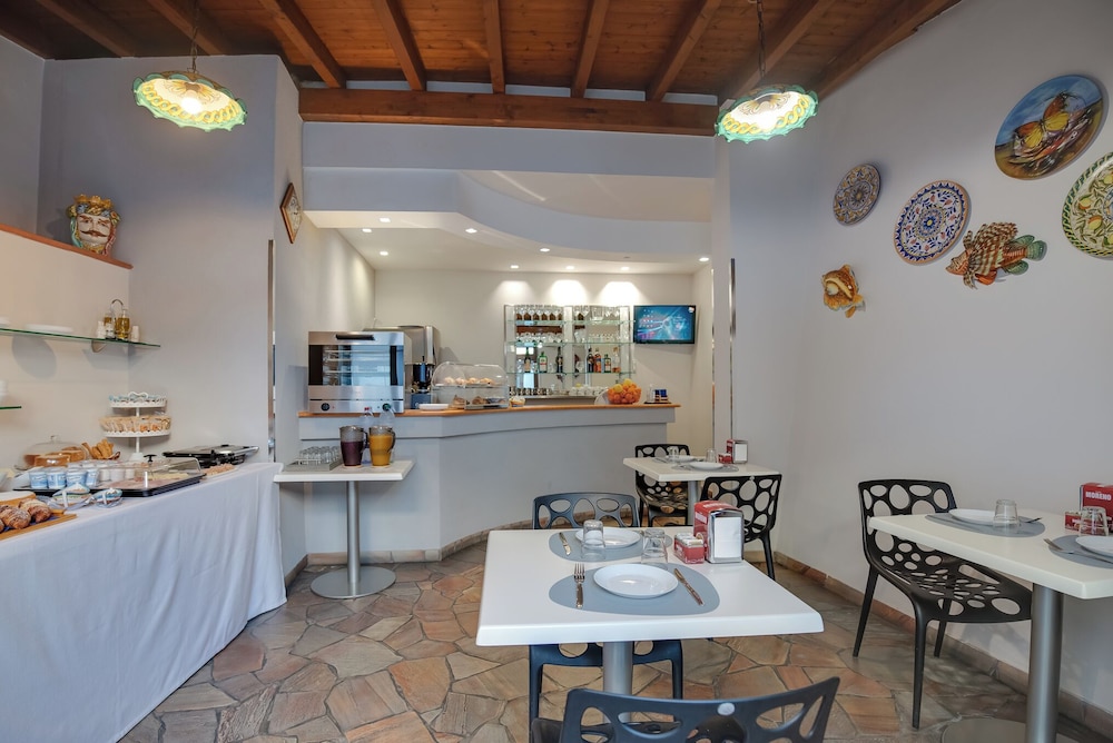 Hotel Aliai 46/60