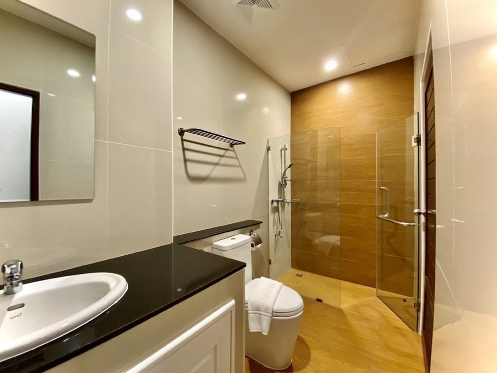 The Vet Boutique Hotel 63/66