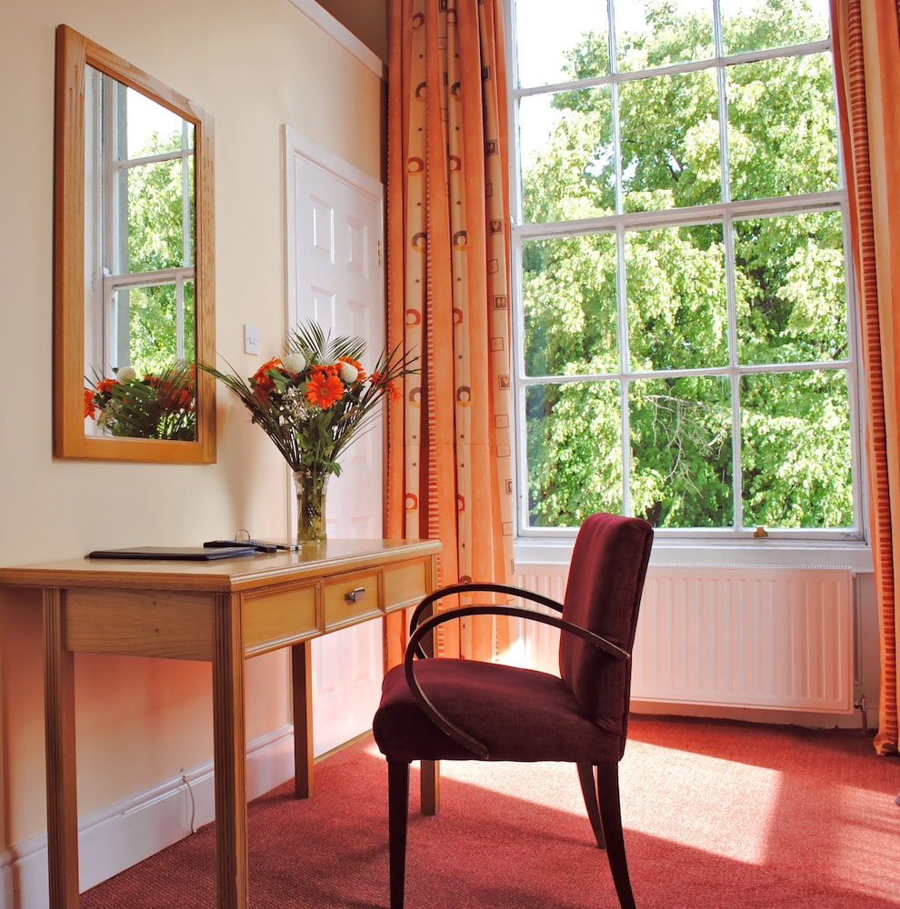 Morehampton Townhouse 44/58