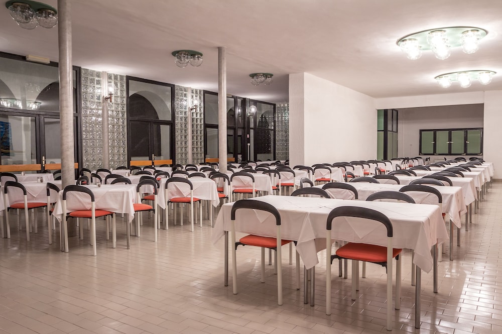 Hotel Miran Pirovac 41/55