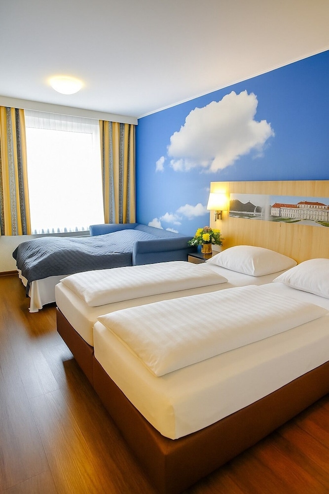 Hotel Blauer Karpfen 12/49