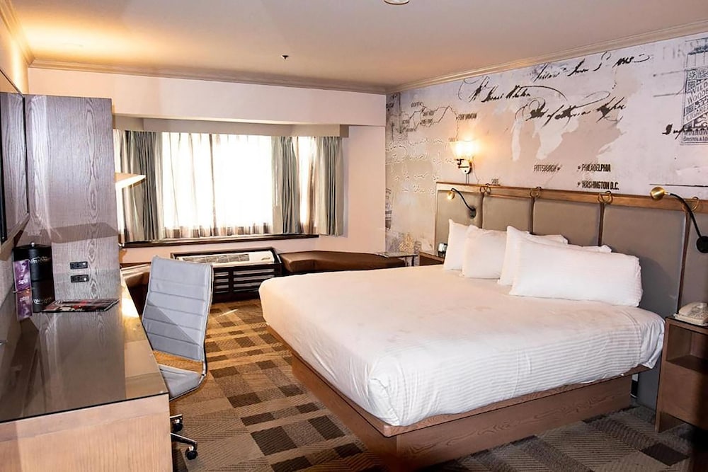 Upgrade, King Bed