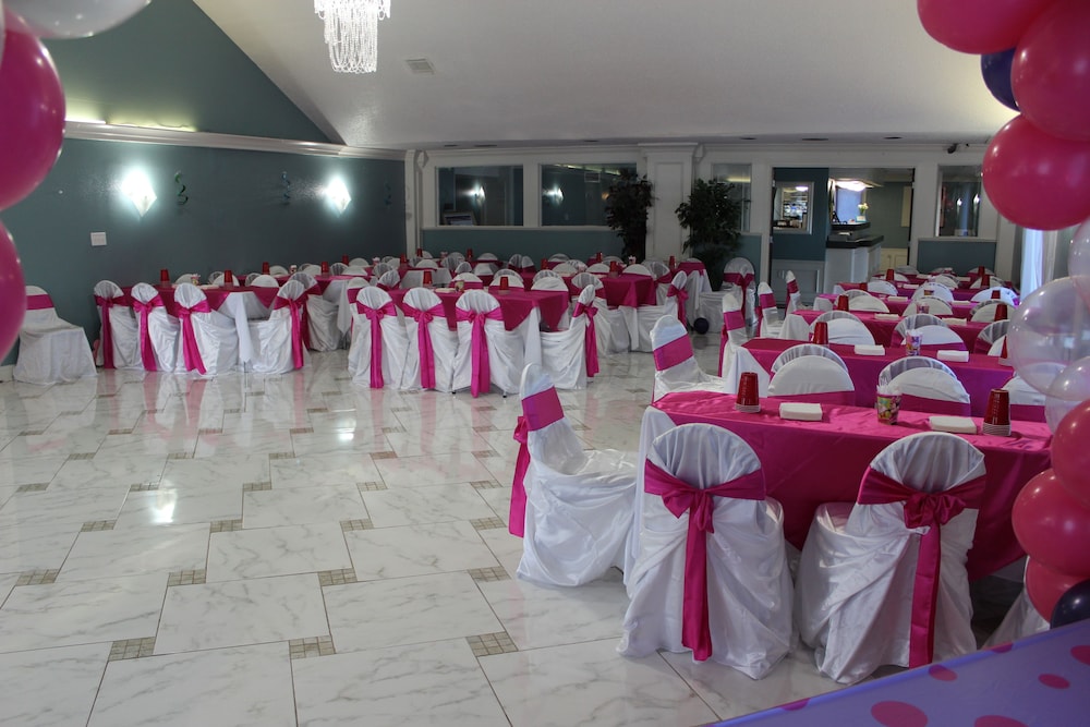 Araamda Inn Norcross 54/72