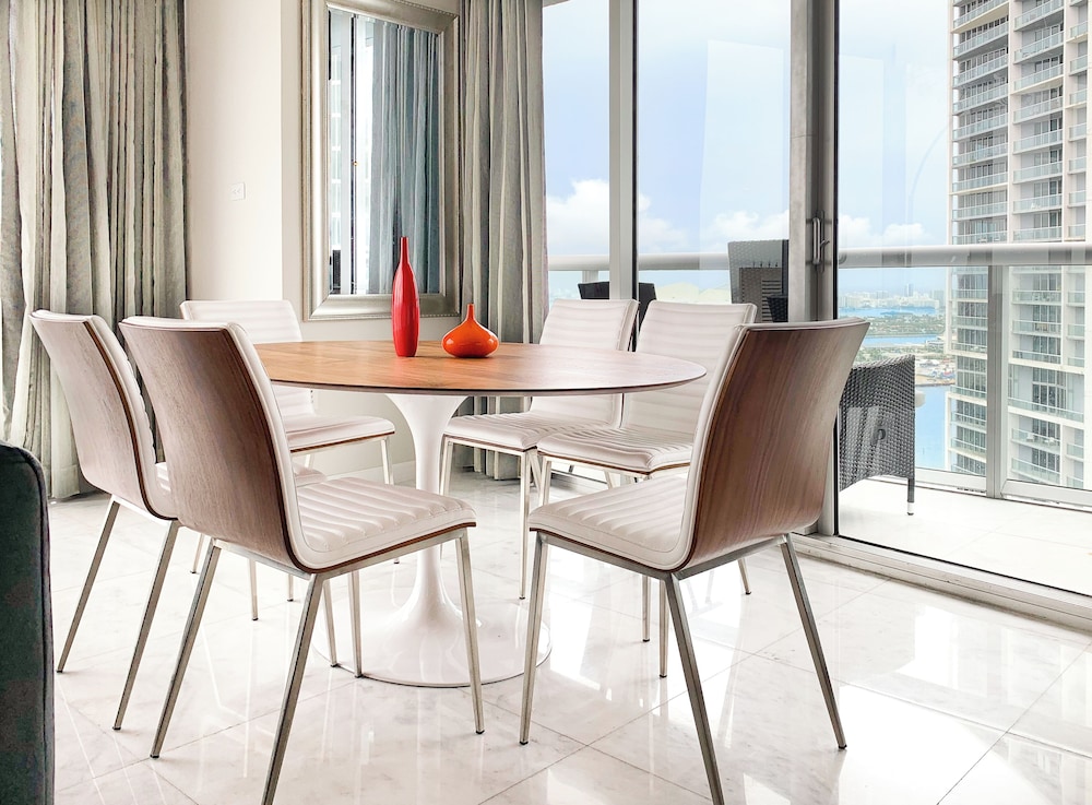 Brickell by Miami Vacation Rentals 32/42