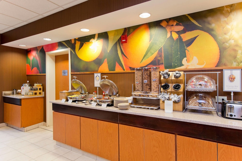 Fairfield Inn Suites Winchester 33/45